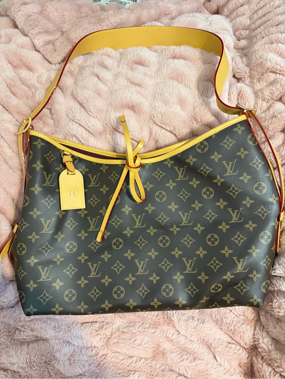 Carryall MM Monogram Shoulder Hobo